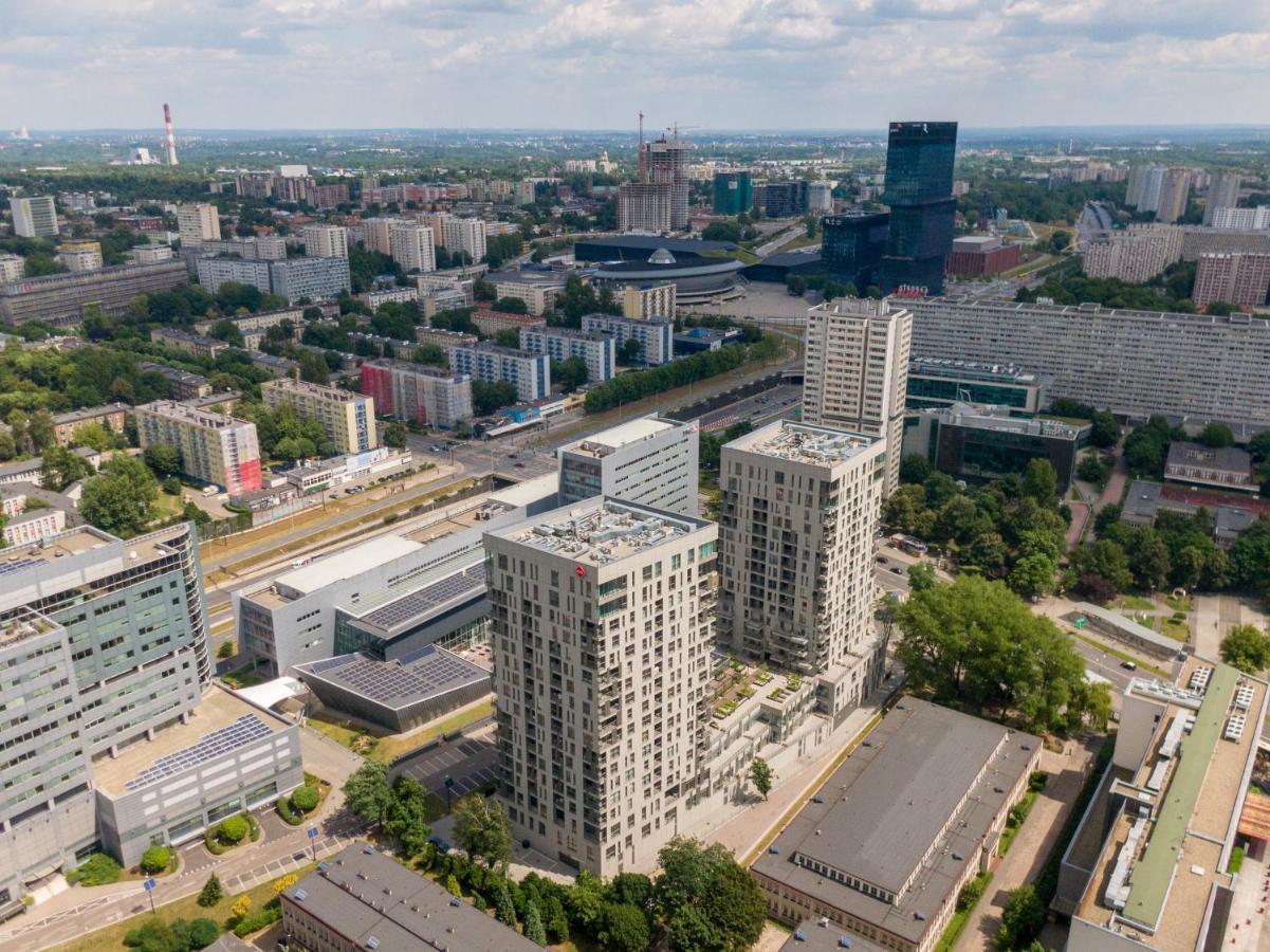 Urban Apartments: Luxury Skyline Living with Wellness Amenities Katowice Exterior photo
